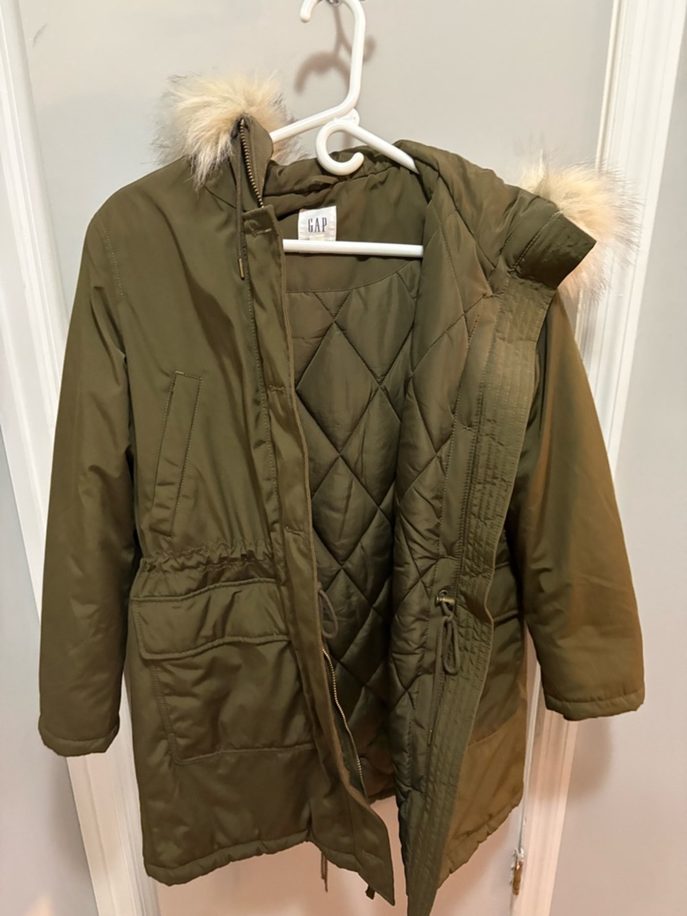 GAP Green Quilted Parka with Faux Fur Trim